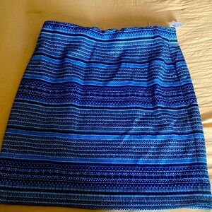 Brand new!! Navy patterned skirt.